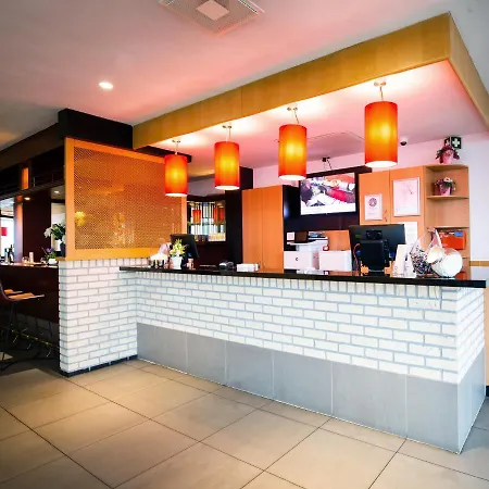 多德雷赫特/帕彭德雷赫特堡垒酒店 多德雷赫特